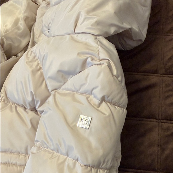Kenneth Cole Cream Hooded Puffer Jacket - Picture 8 of 8